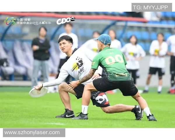 成都飞盘队意识争议引发热议球员表现与团队精神的深度探讨