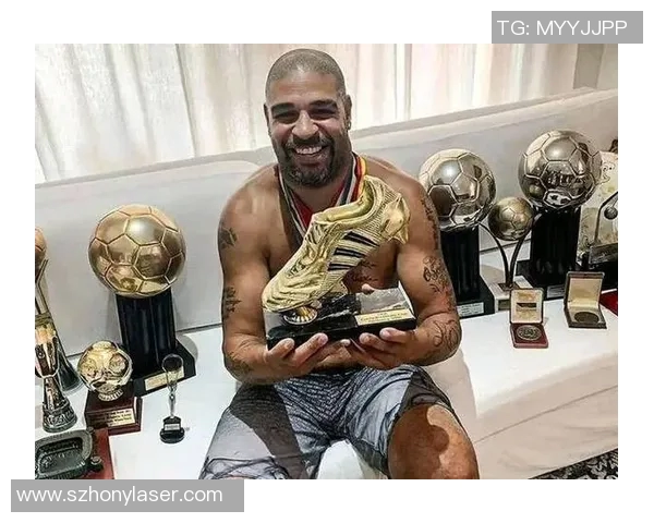 从贫民窟到绿茵场巴西足球明星的励志传奇与奋斗精神